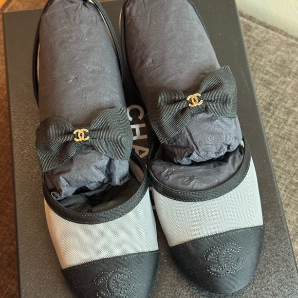 CHANEL Mary Jane size 37🛍 - Picture 4 of 5